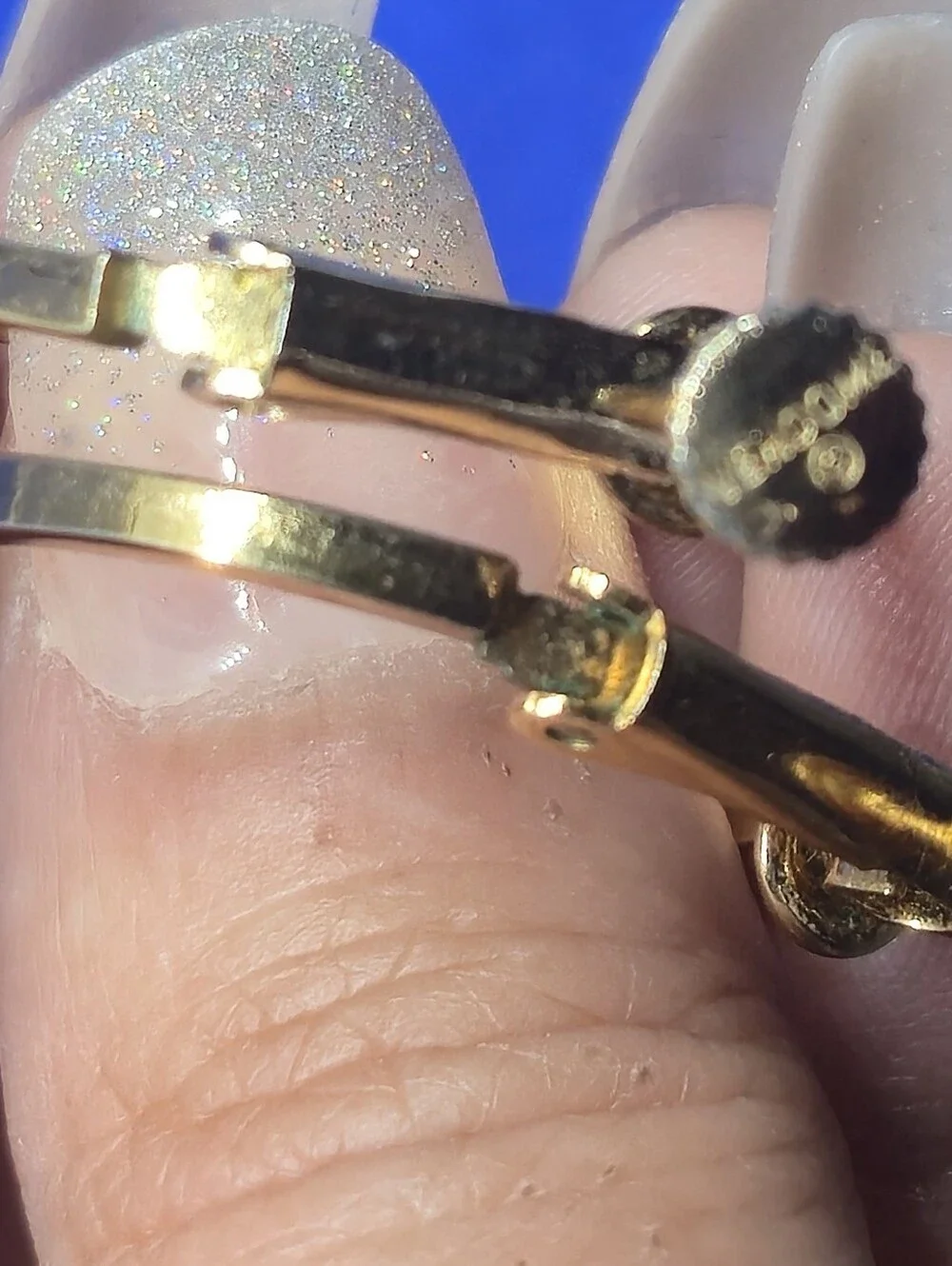 ​Vintage Vendome Gold Tone Screw Back Hoop Earrings Convertible Clip On